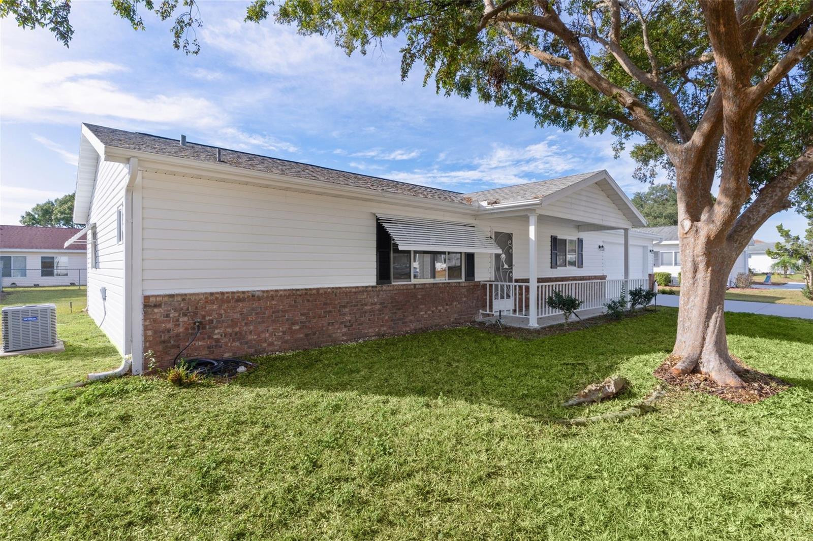 Image 37 of 47 For 9389 174th Loop