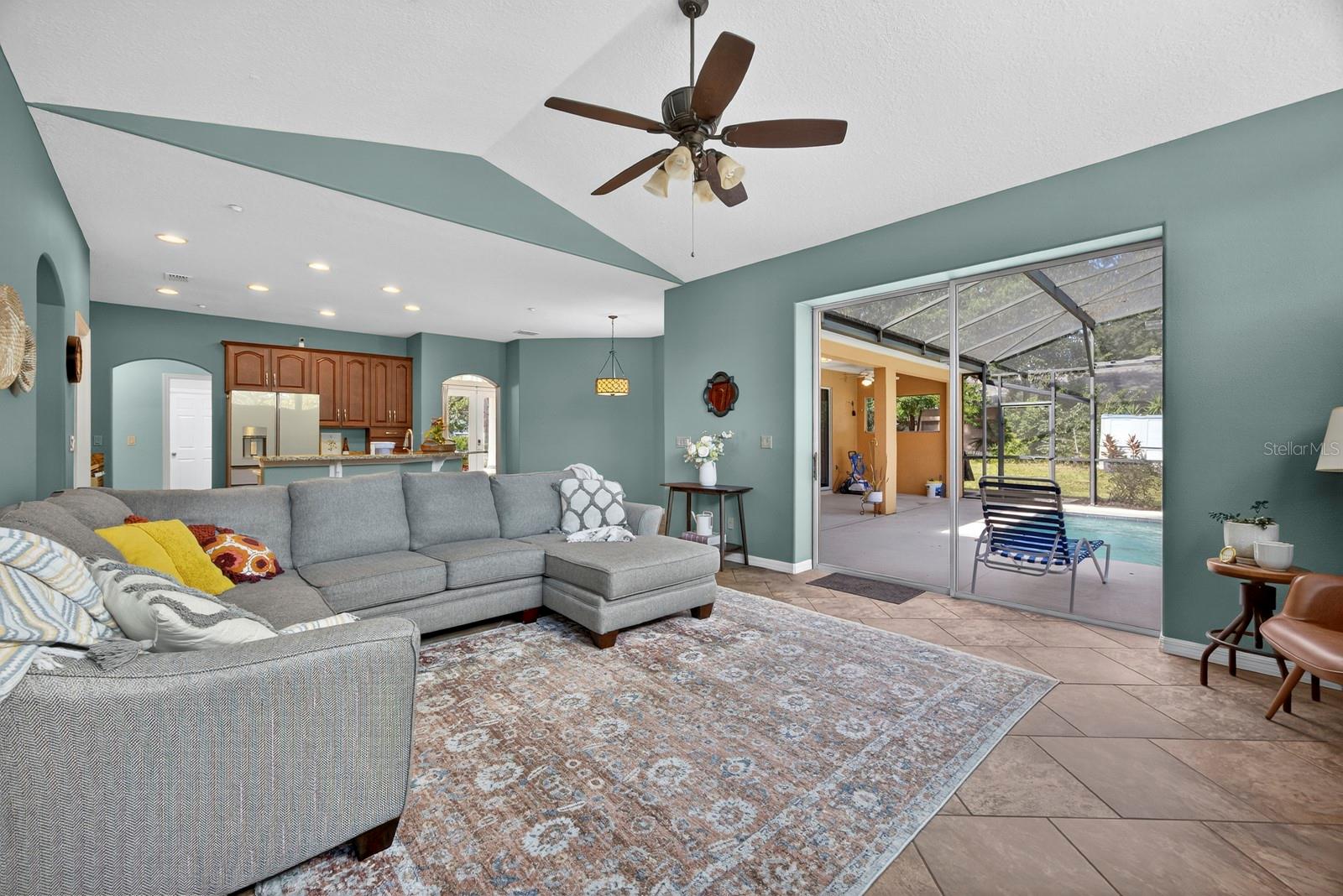 Image 15 of 50 For 36801 Nashua Boulevard