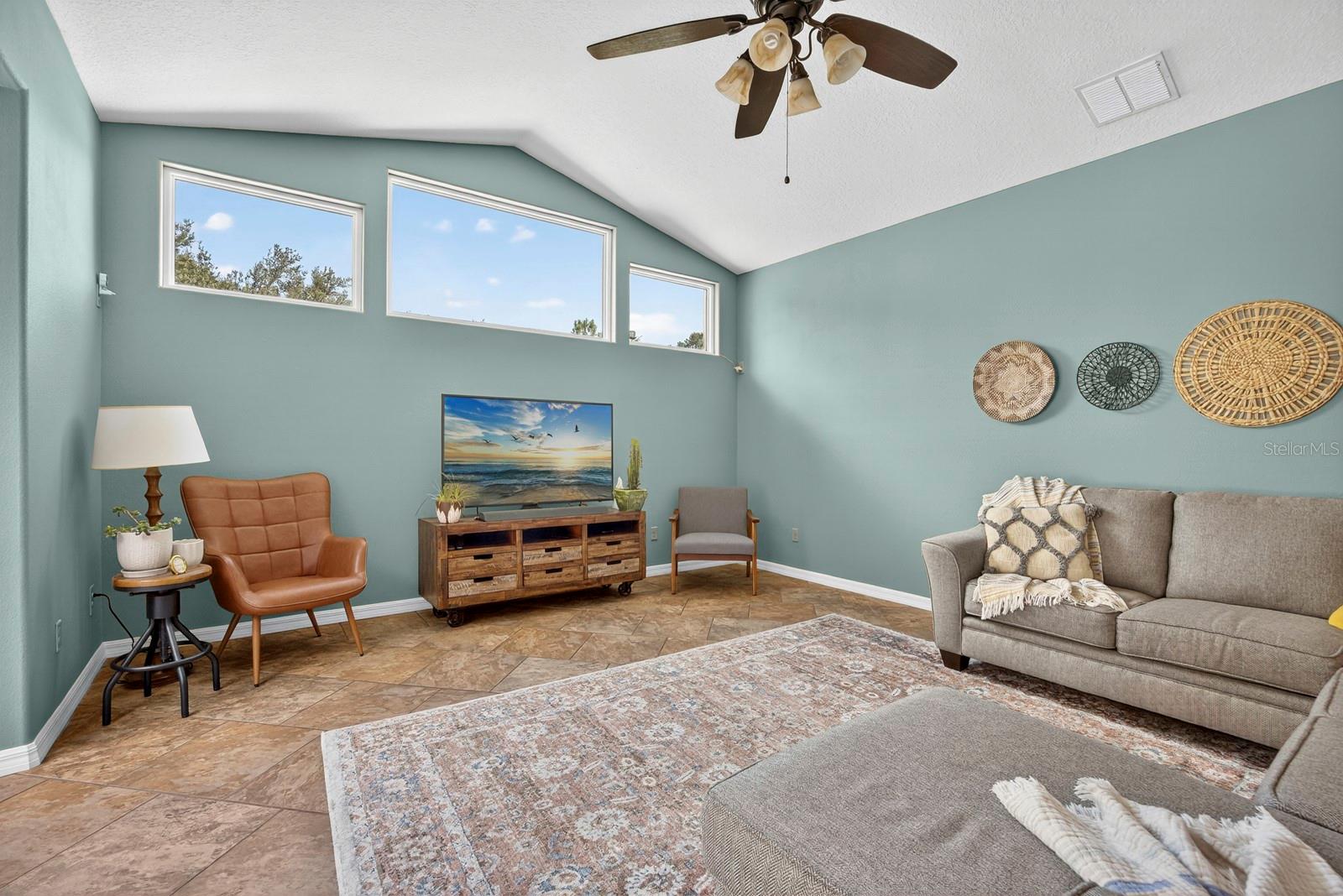 Image 16 of 50 For 36801 Nashua Boulevard