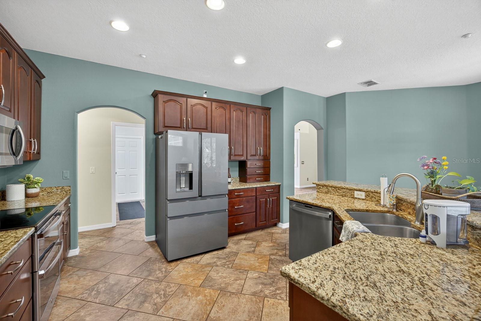 Image 19 of 50 For 36801 Nashua Boulevard