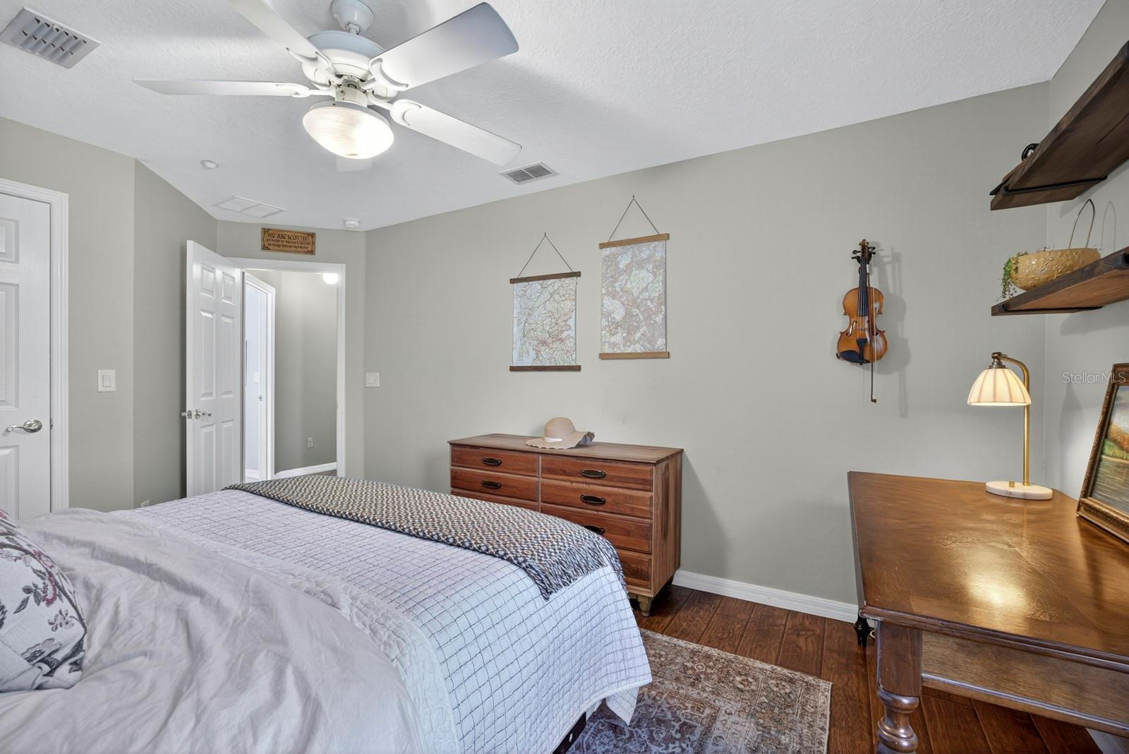 Image 33 of 50 For 36801 Nashua Boulevard