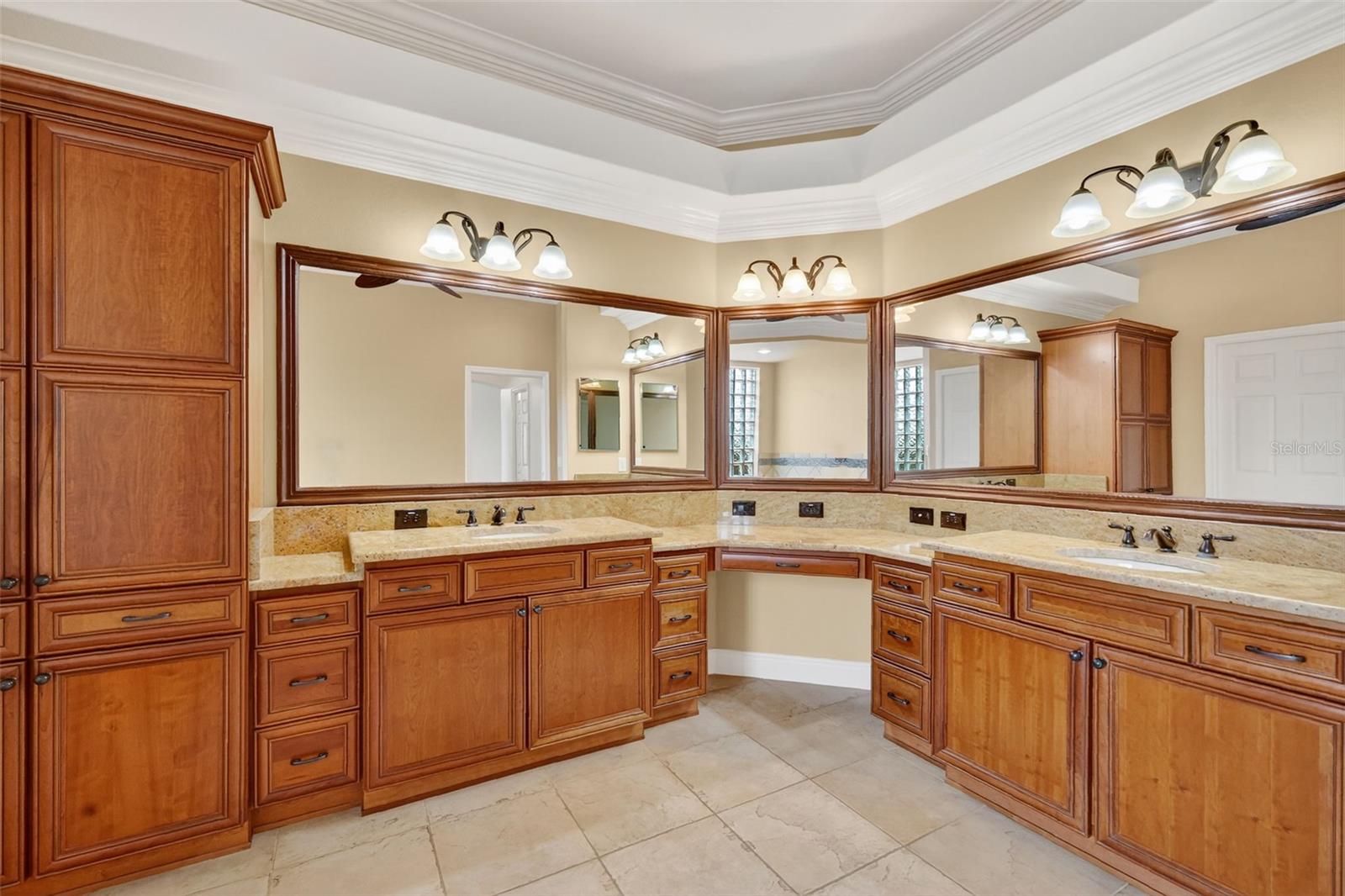 Image 44 of 70 For 1850 Lake Ridge Drive