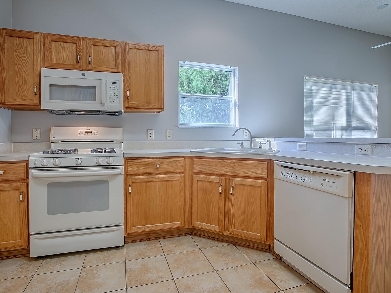 Image 17 of 56 For 1304 Galindo Place