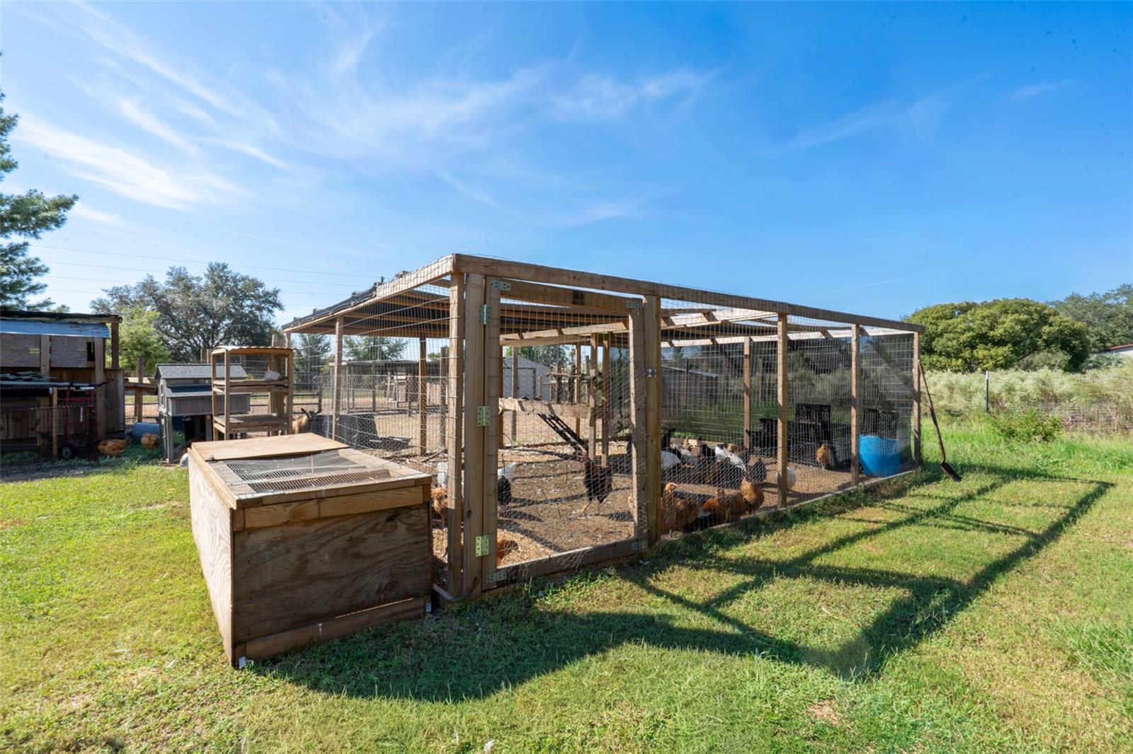 Image 25 of 28 For 10380 Parkside Avenue