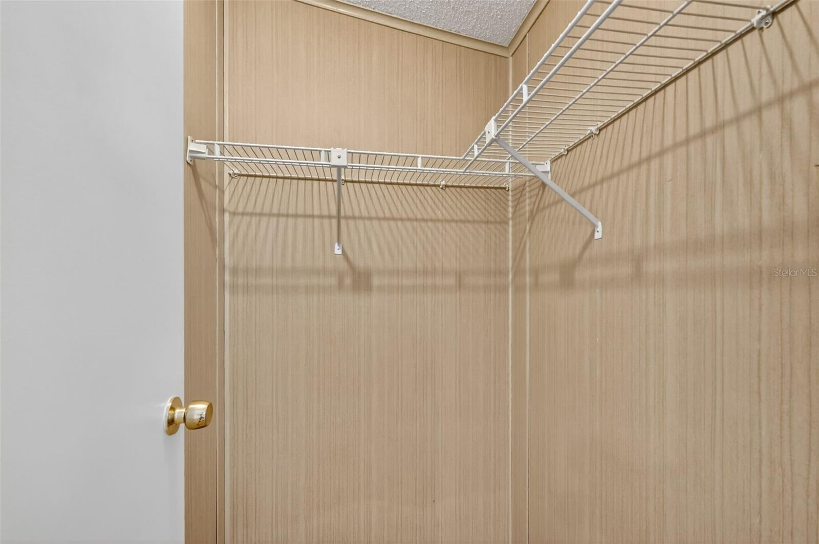 Image 18 of 35 For 622 Jennifer Drive