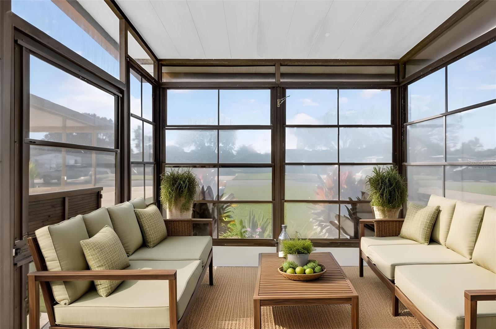 Image 27 of 35 For 622 Jennifer Drive