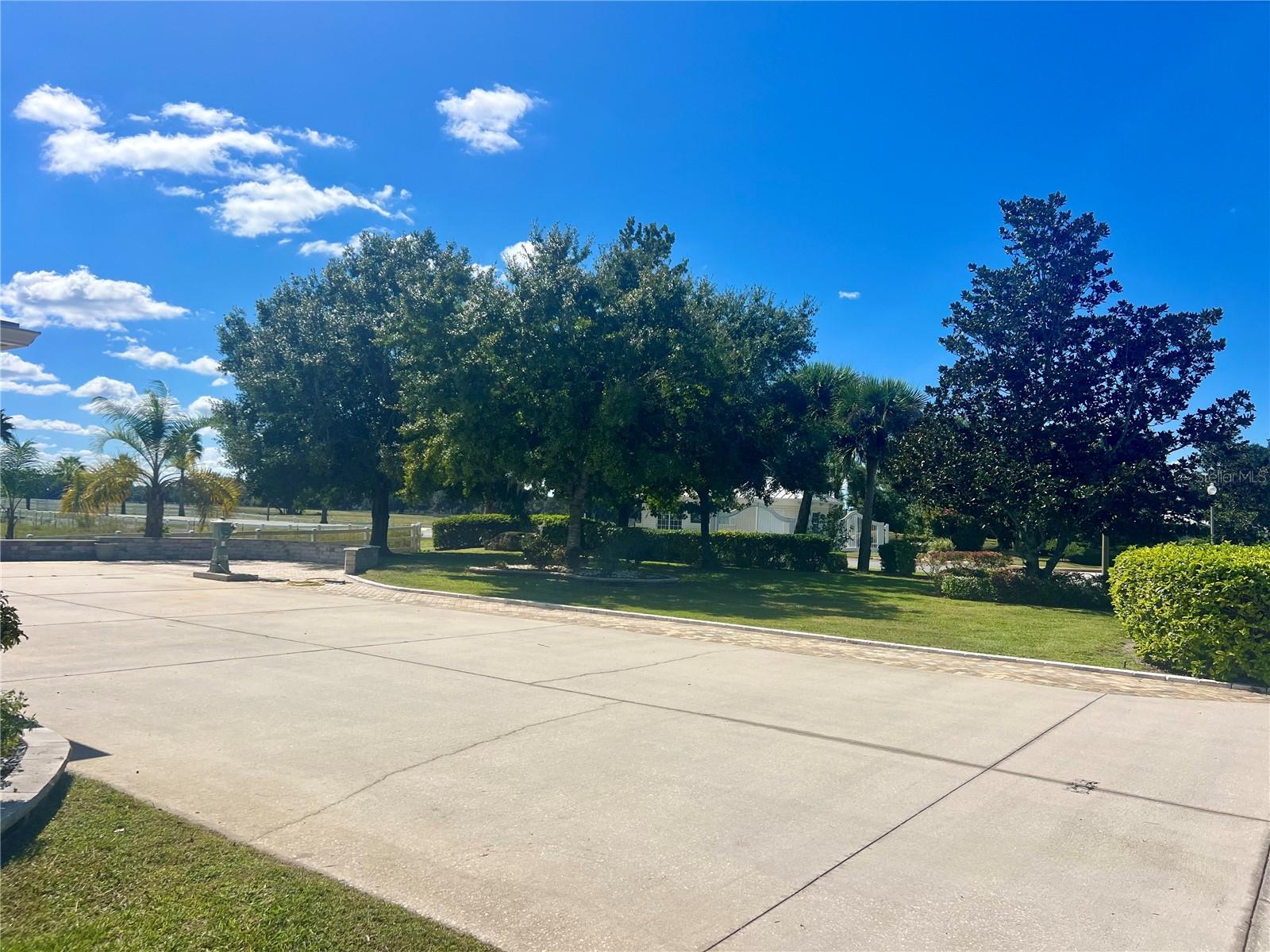 Image 4 of 44 For 9669 49th Terrace