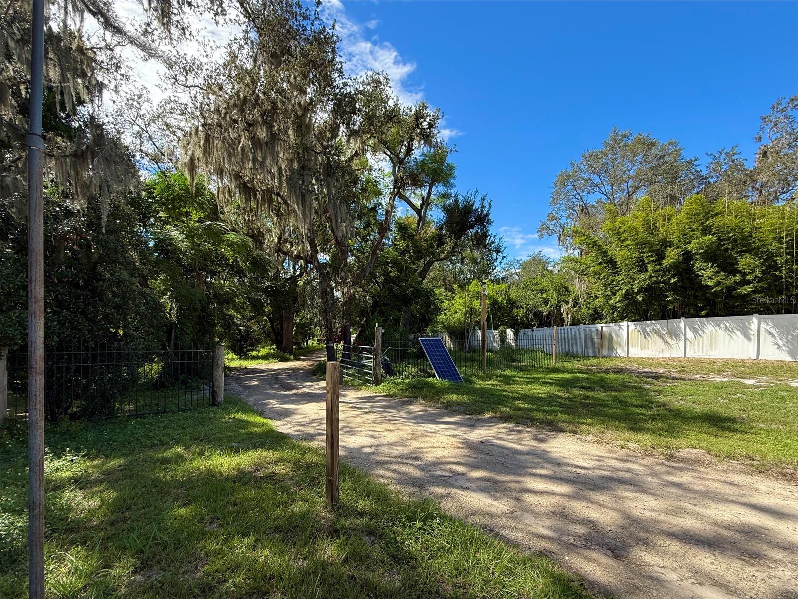 Details for 696 Sunset Drive, MOUNT DORA, FL 32757