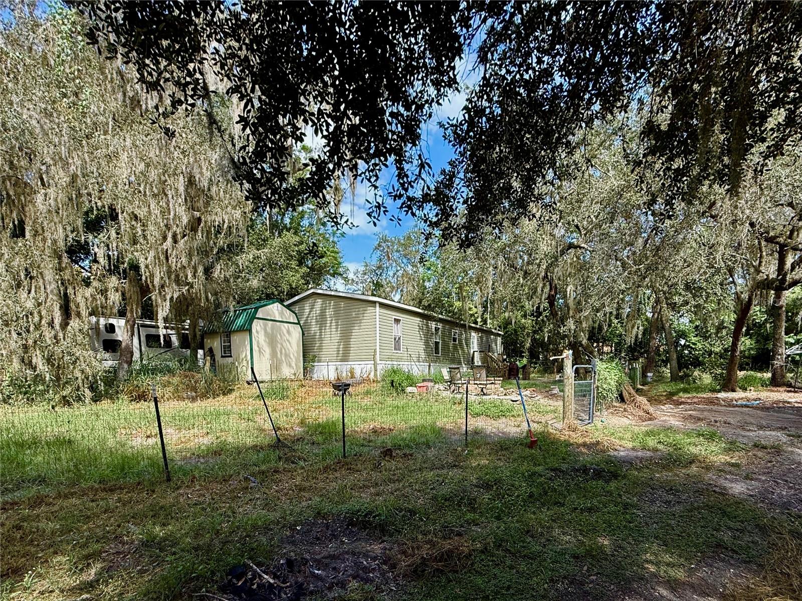 Image 6 of 26 For 696 Sunset Drive