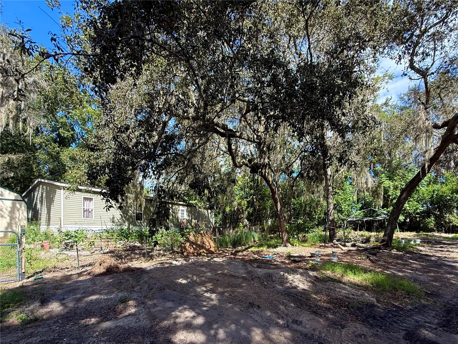 Image 8 of 26 For 696 Sunset Drive