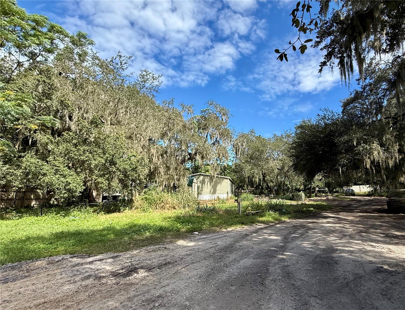 Image 9 of 26 For 696 Sunset Drive