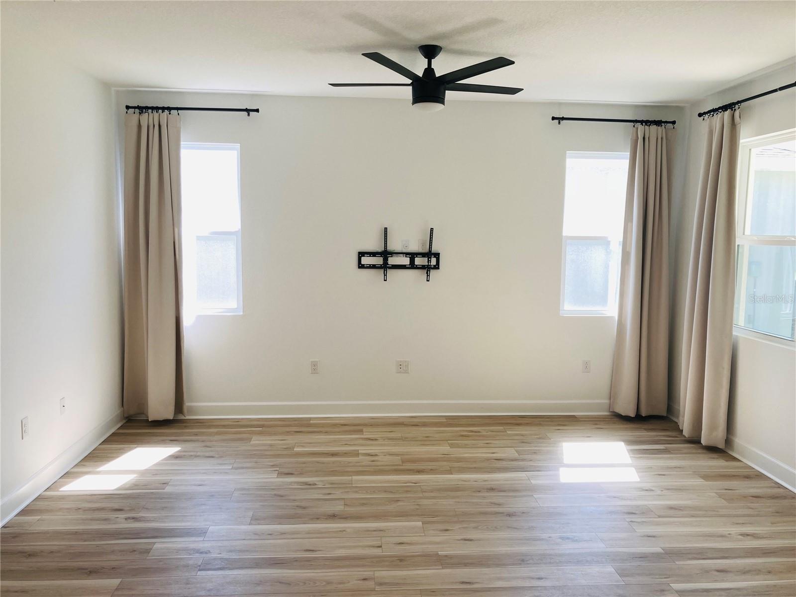 Image 15 of 21 For 10337 Church Hammock Road