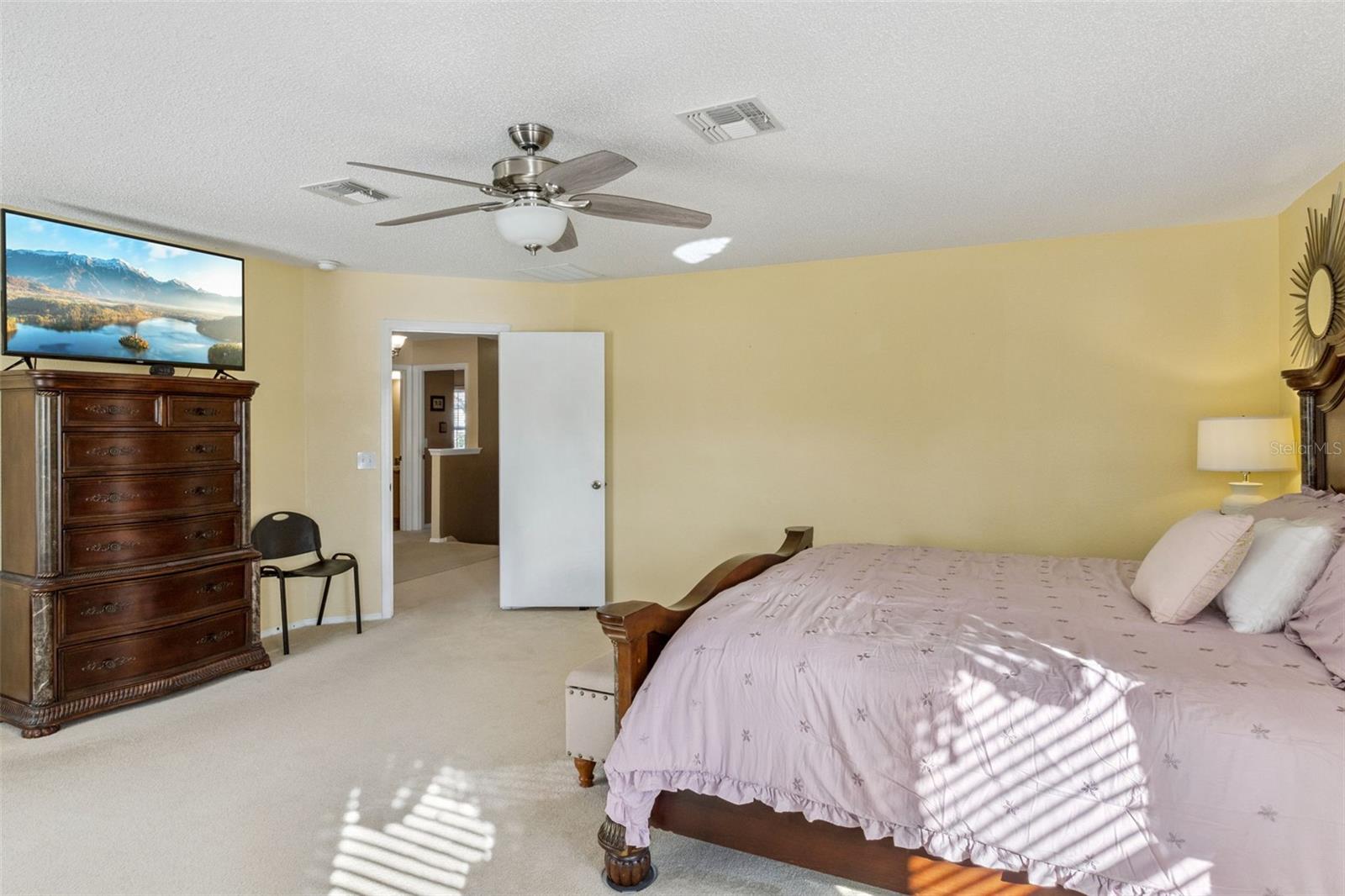 Image 28 of 57 For 1805 Strathmore Circle