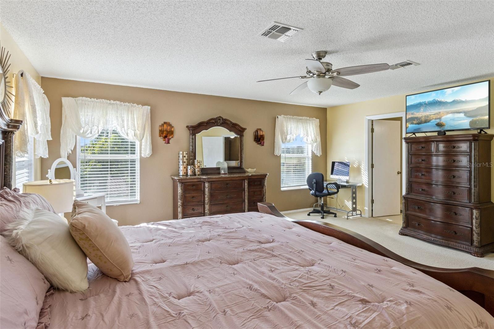 Image 30 of 57 For 1805 Strathmore Circle