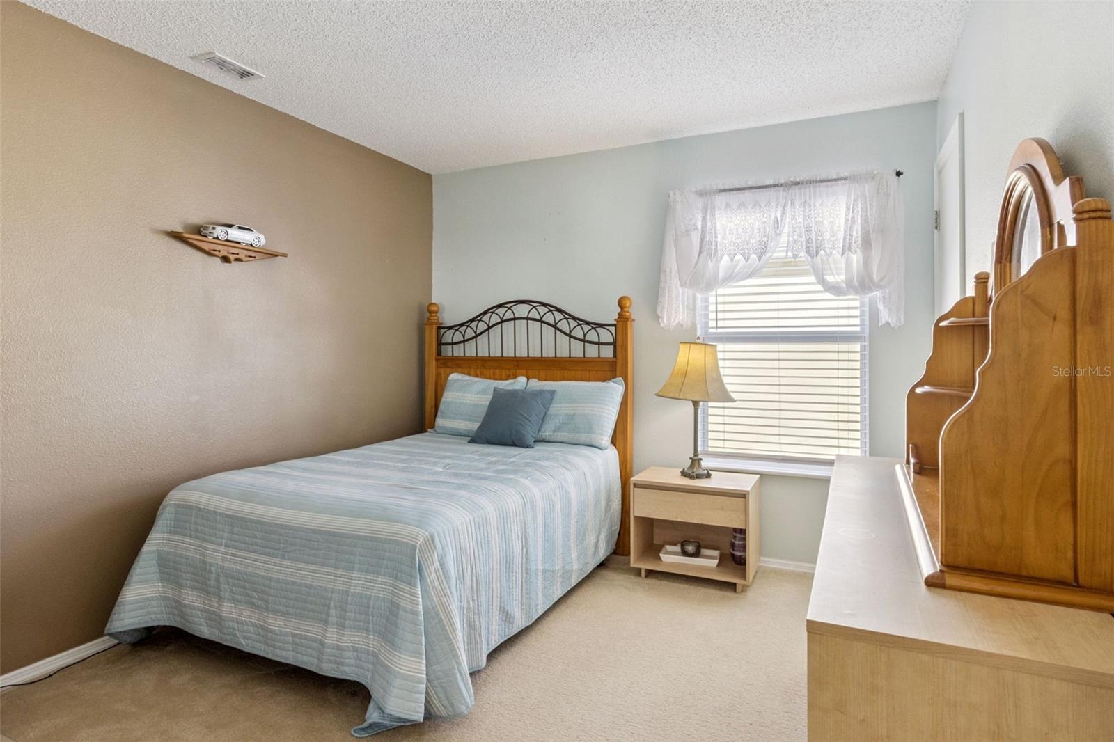 Image 32 of 57 For 1805 Strathmore Circle