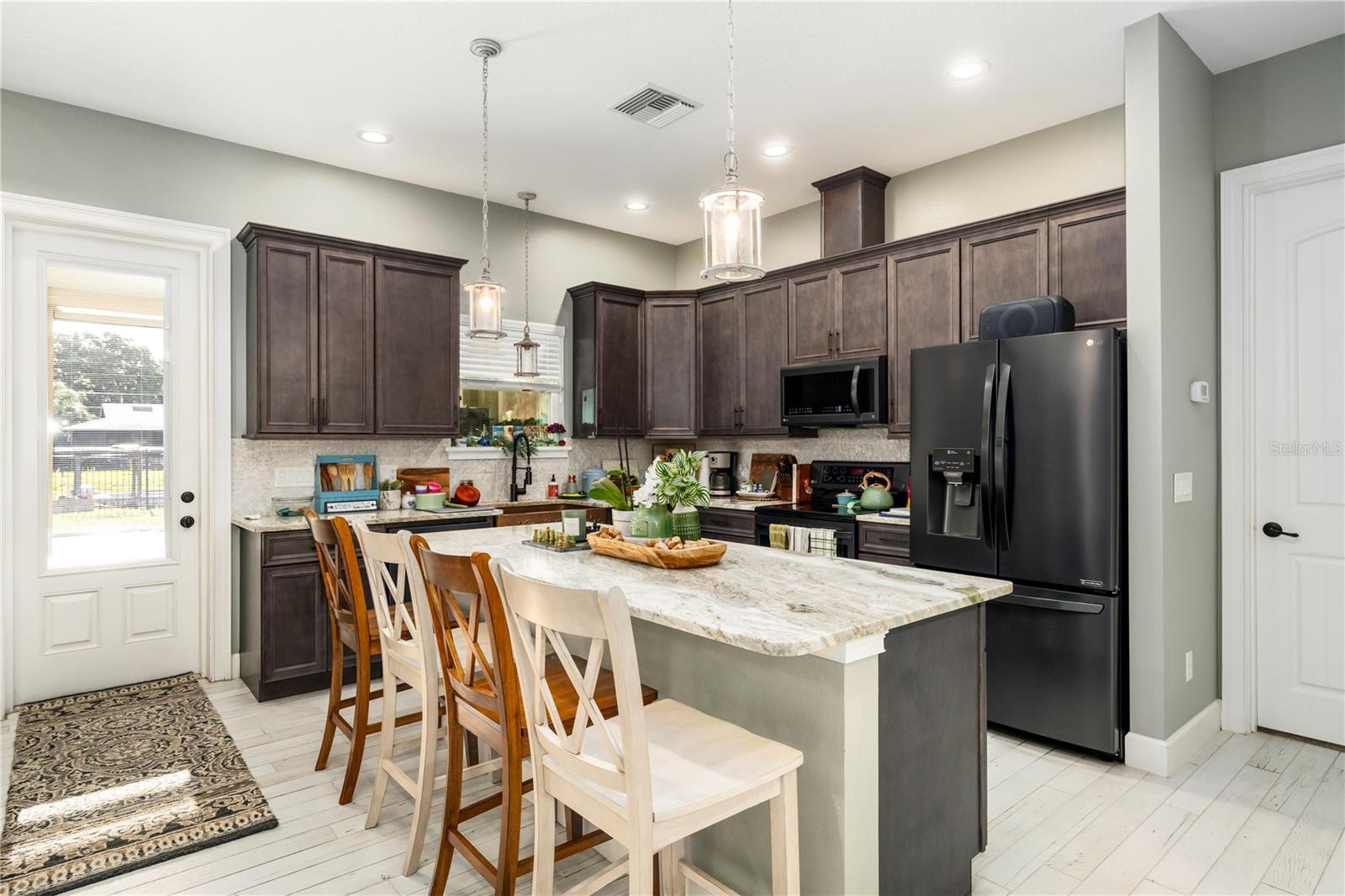 Image 18 of 44 For 35638 Calla Court