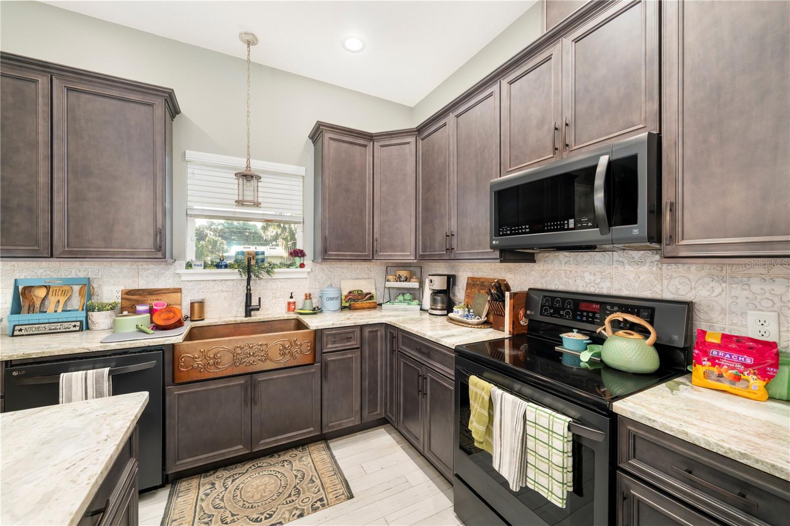 Image 20 of 44 For 35638 Calla Court