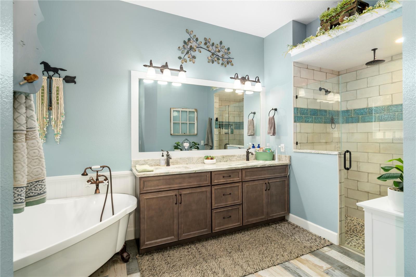 Image 33 of 44 For 35638 Calla Court