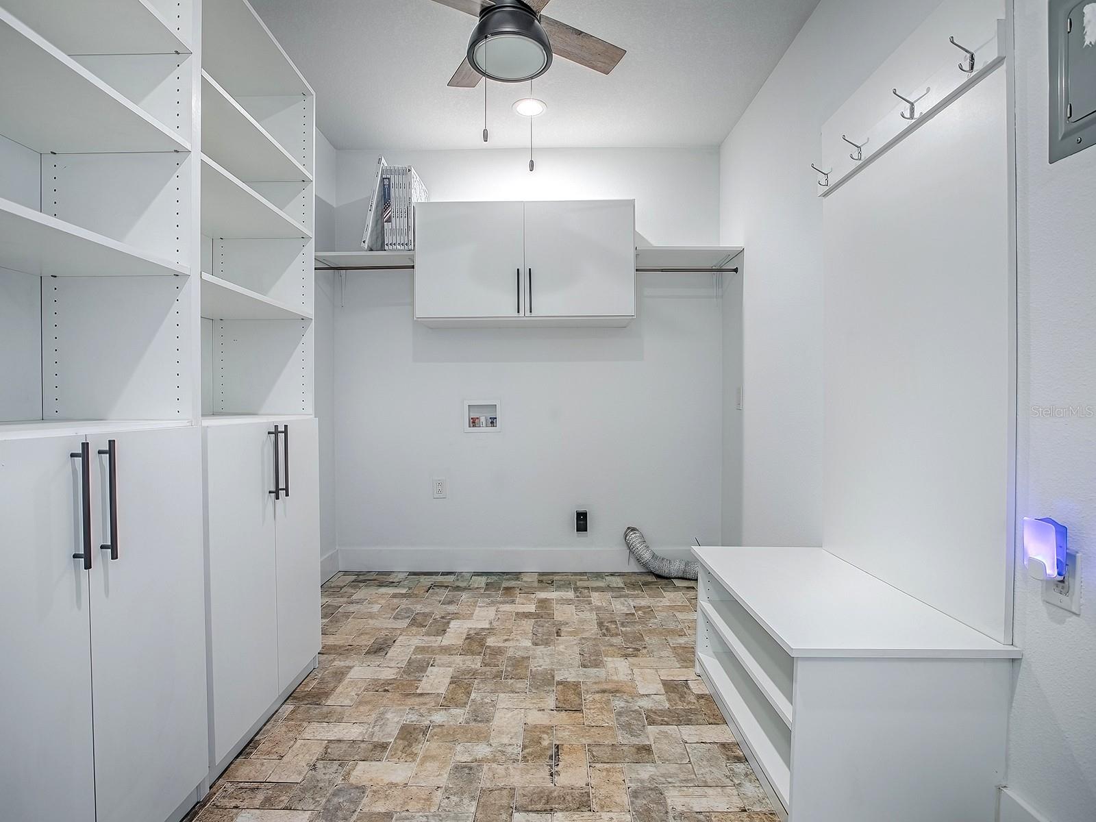 Image 33 of 49 For 3018 Northwood Boulevard