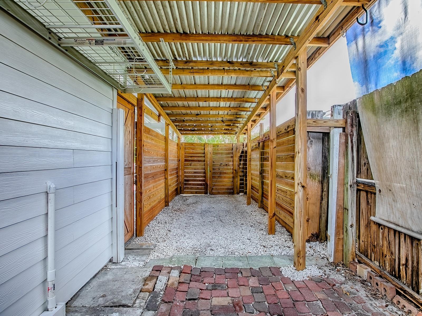 Image 43 of 49 For 3018 Northwood Boulevard