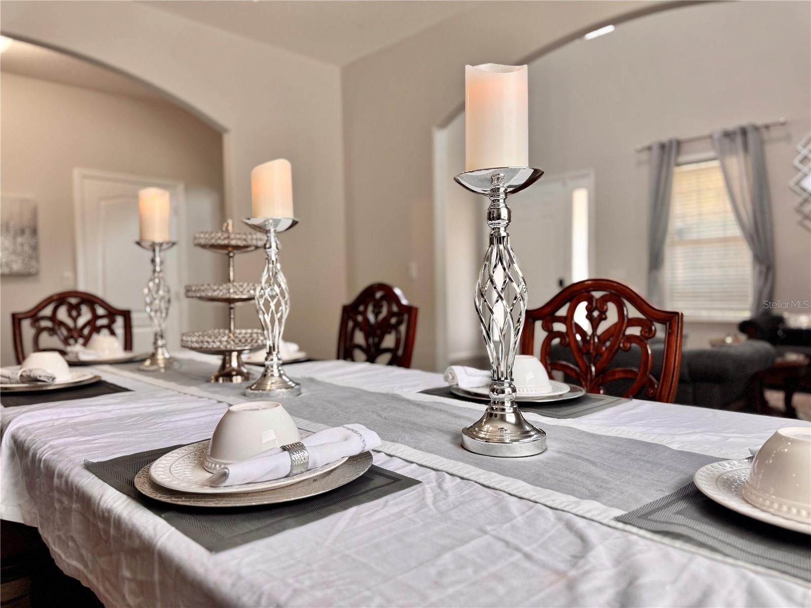 Image 15 of 94 For 1861 Remembrance Avenue