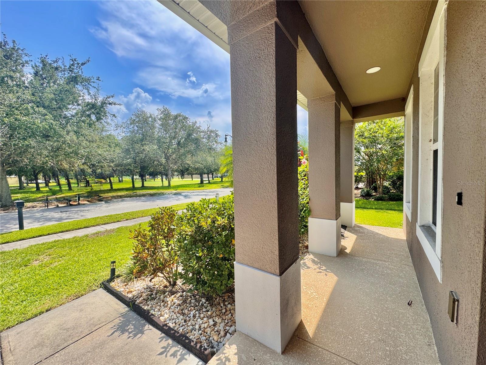 Image 4 of 94 For 1861 Remembrance Avenue