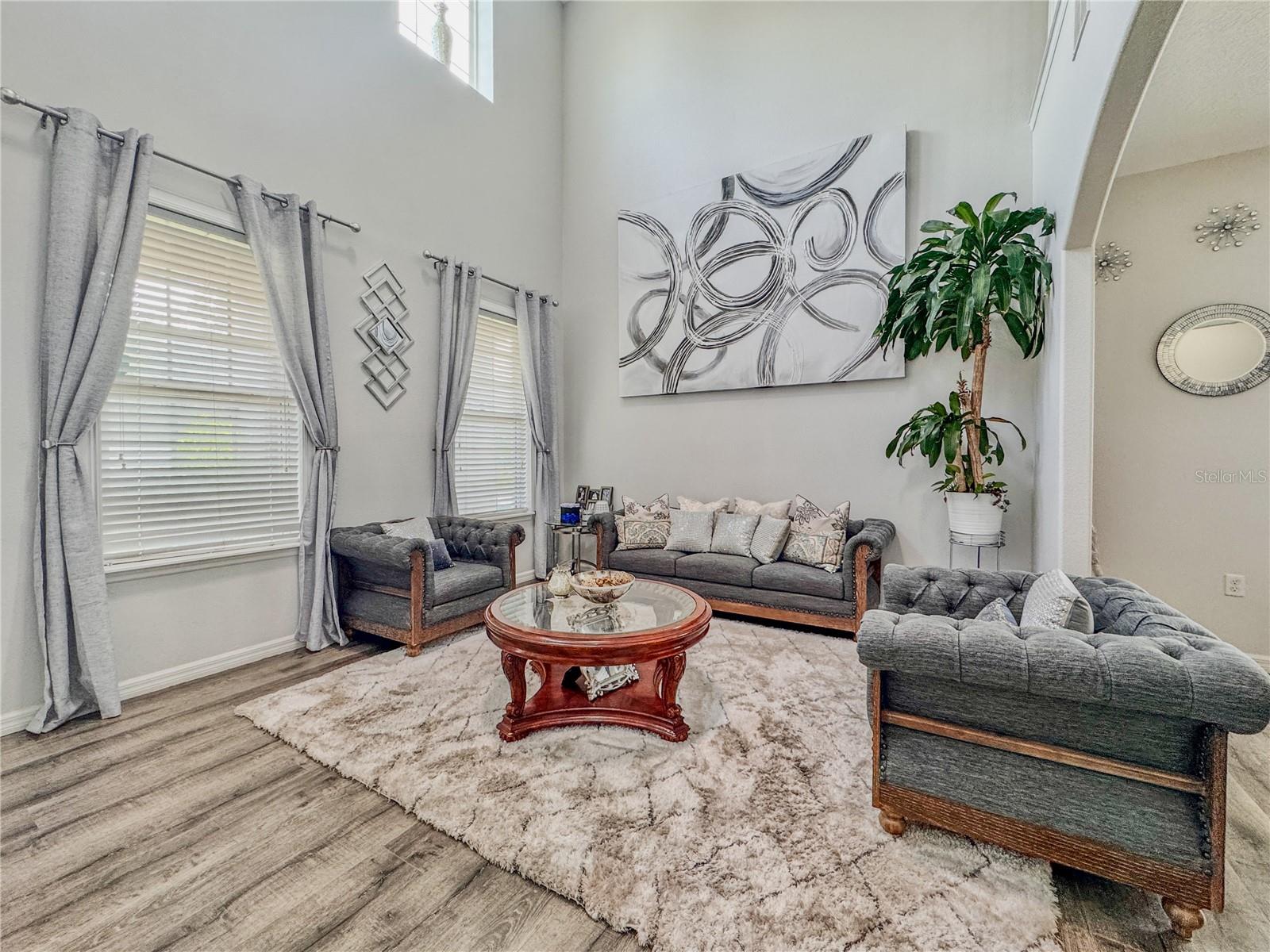 Image 8 of 94 For 1861 Remembrance Avenue