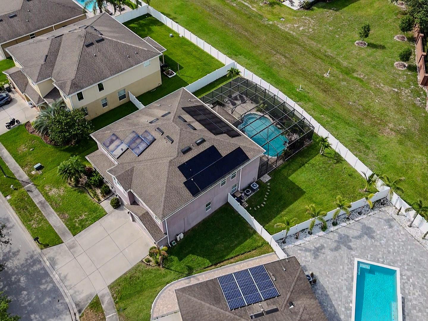 Image 80 of 94 For 1861 Remembrance Avenue