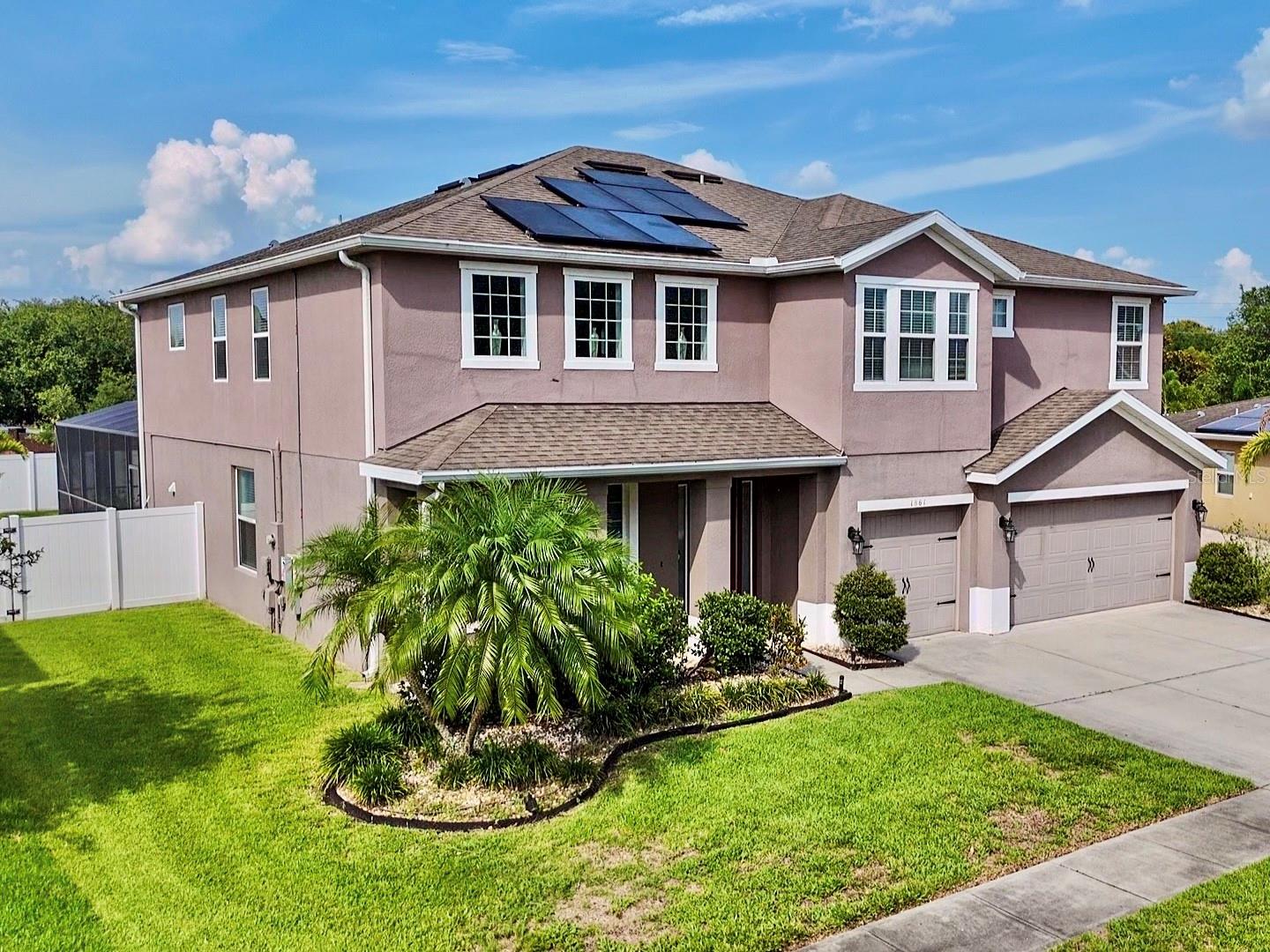 Image 94 of 94 For 1861 Remembrance Avenue