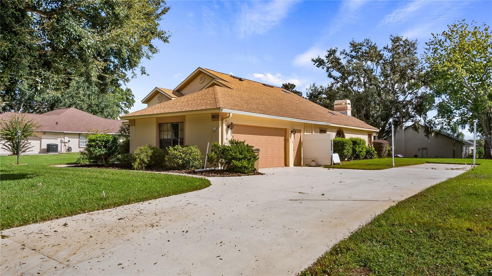 Image 4 of 33 For 11238 Summer Wind Court