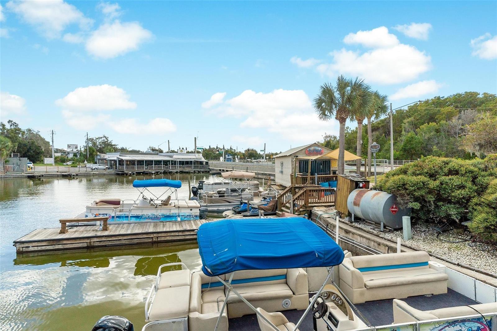 Image 4 of 30 For 1006 Burleigh Boulevard