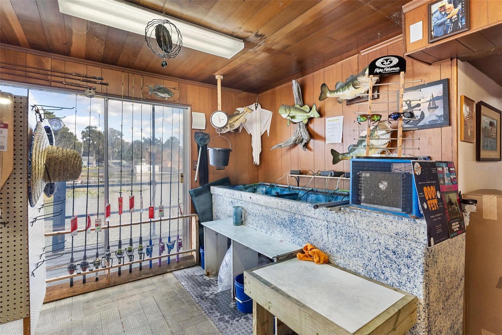 Image 9 of 30 For 1006 Burleigh Boulevard