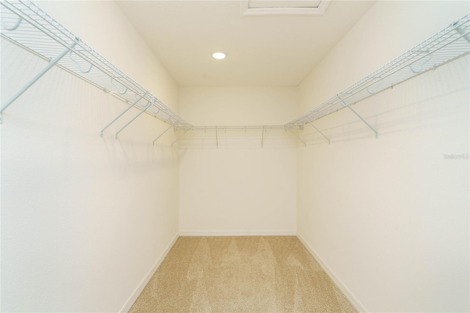 Image 22 of 34 For 244 Hamlet Loop