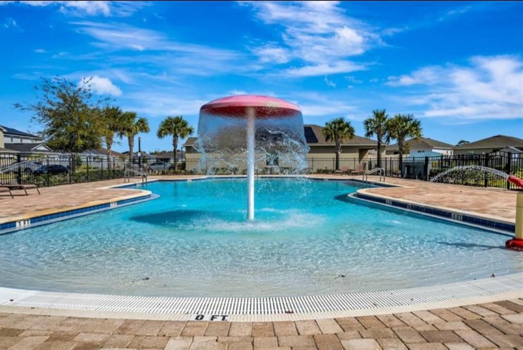 Image 33 of 34 For 244 Hamlet Loop