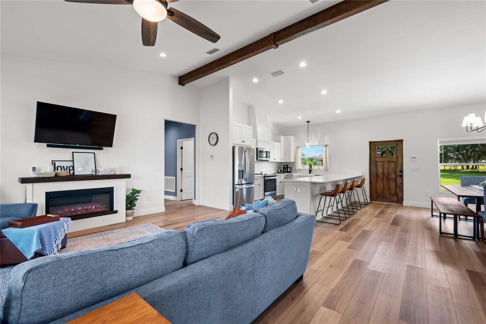 Image 2 of 67 For 7260 Cr 625  