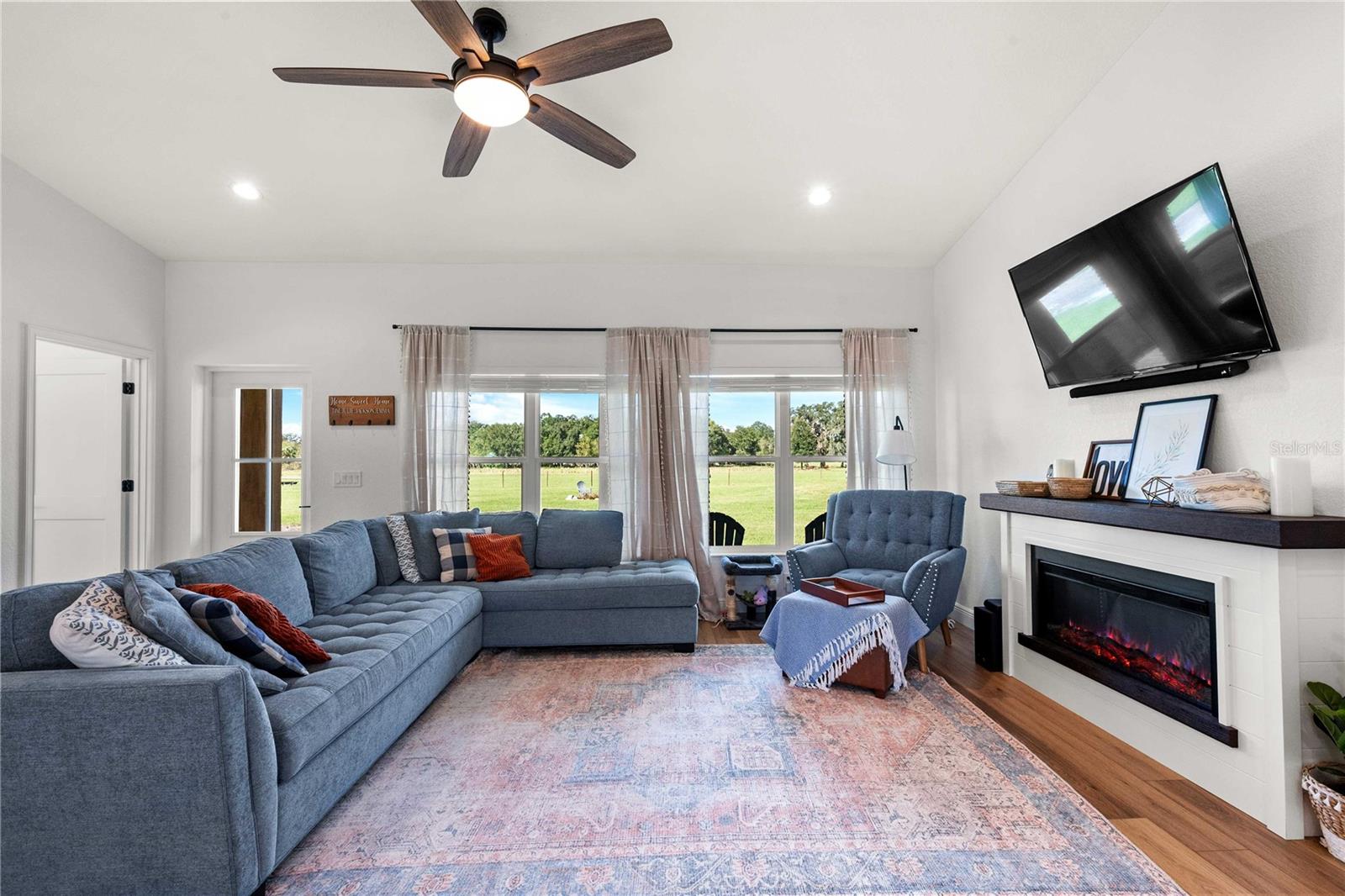 Image 23 of 67 For 7260 Cr 625  