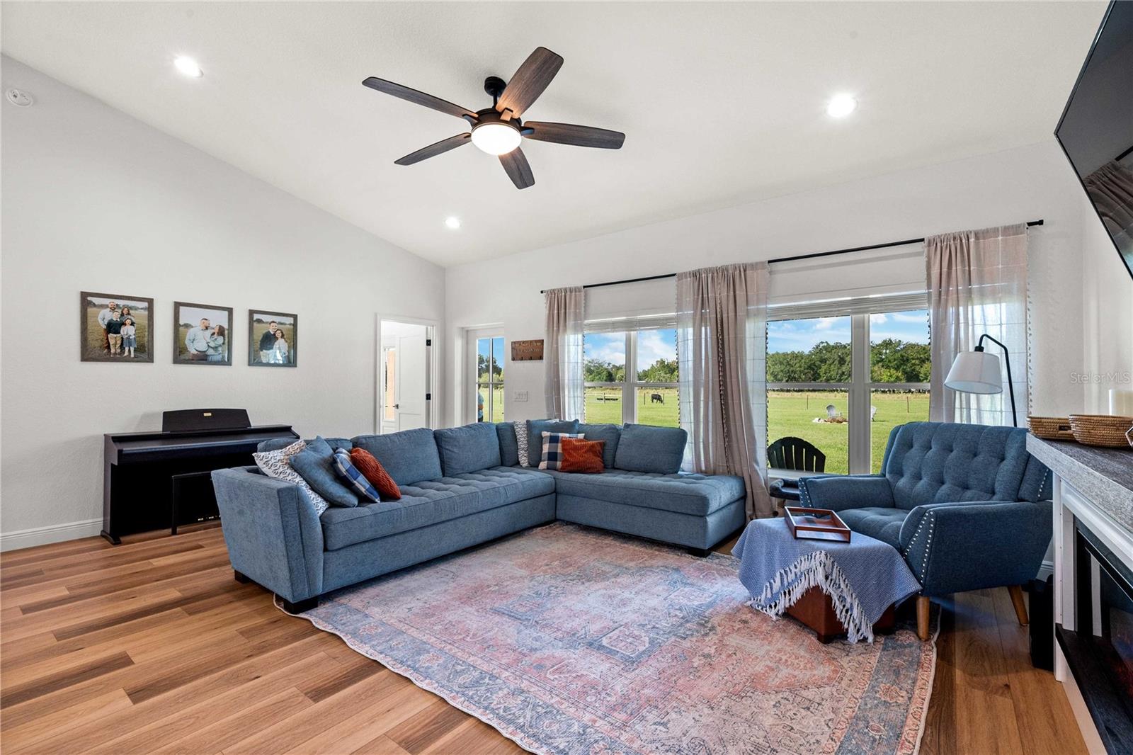 Image 36 of 67 For 7260 Cr 625  