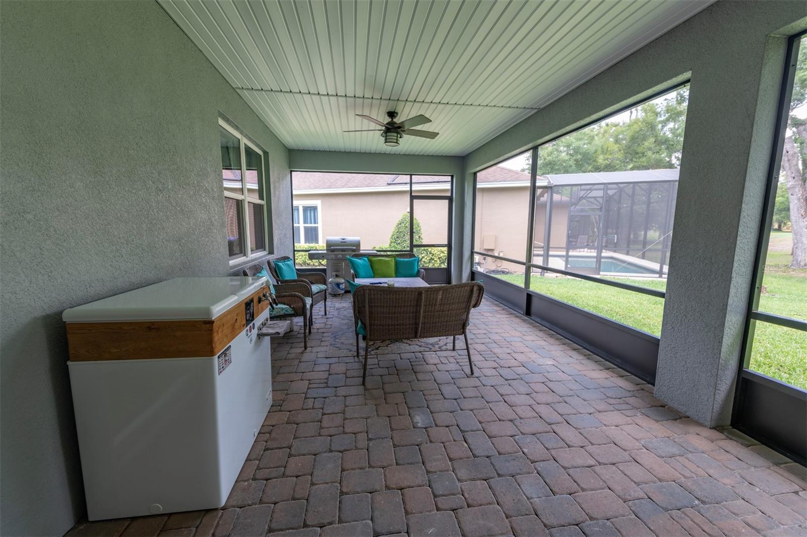 Image 26 of 36 For 179 Birchmont Drive