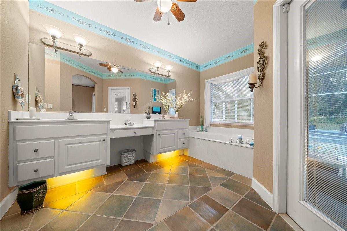 Image 32 of 77 For 4280 26th Terrace Road