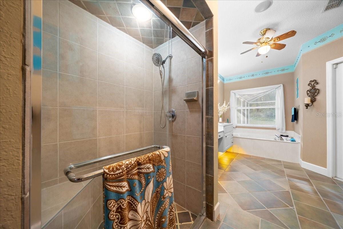 Image 35 of 77 For 4280 26th Terrace Road