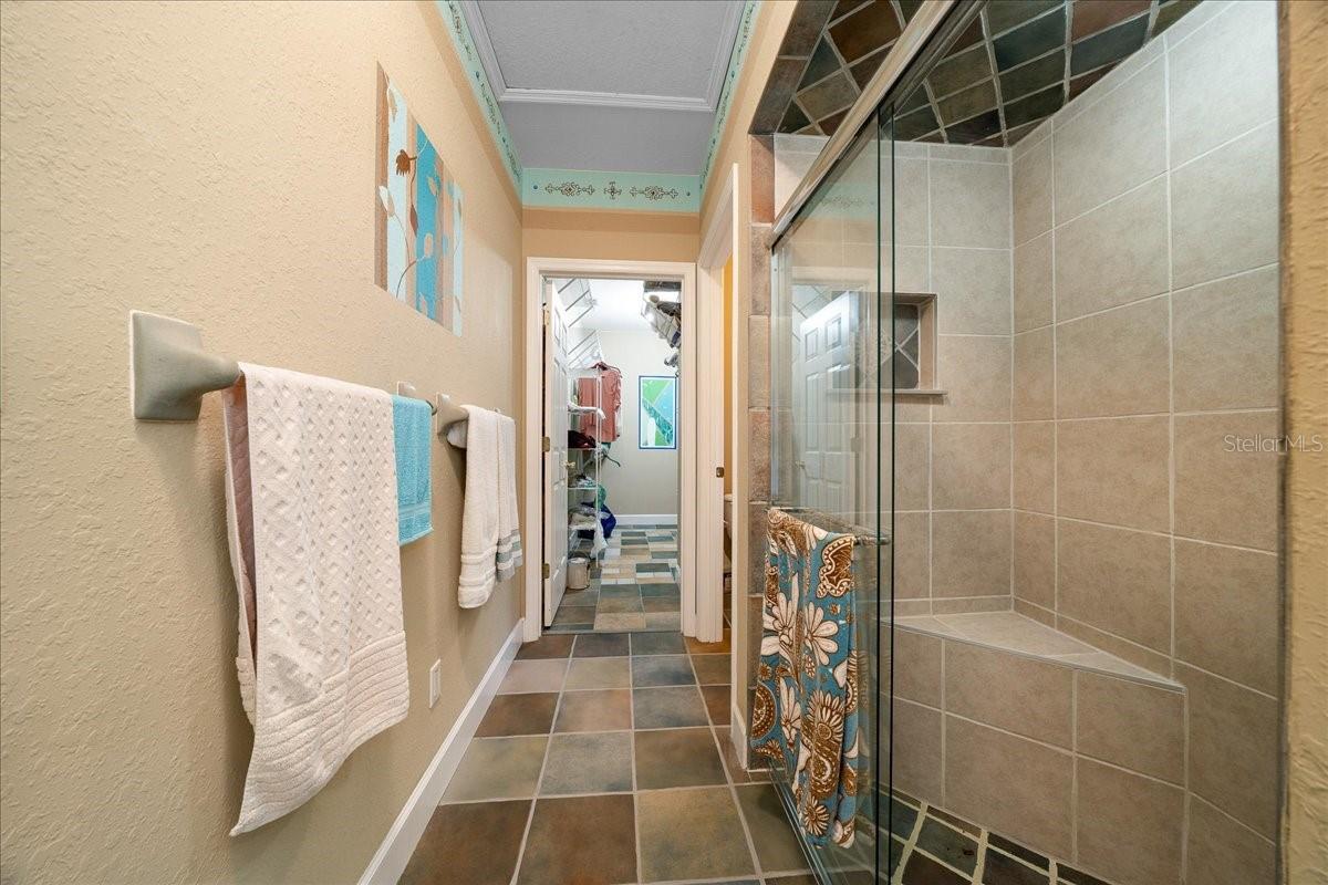 Image 36 of 77 For 4280 26th Terrace Road