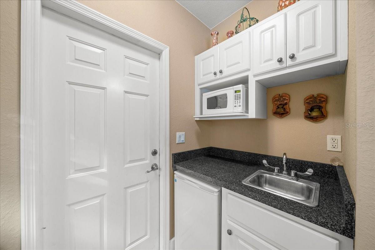 Image 51 of 77 For 4280 26th Terrace Road