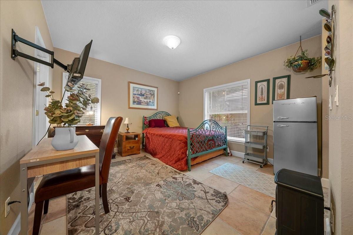 Image 53 of 77 For 4280 26th Terrace Road