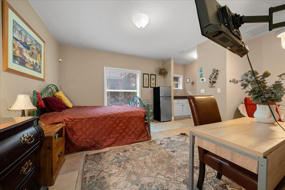 Image 57 of 77 For 4280 26th Terrace Road