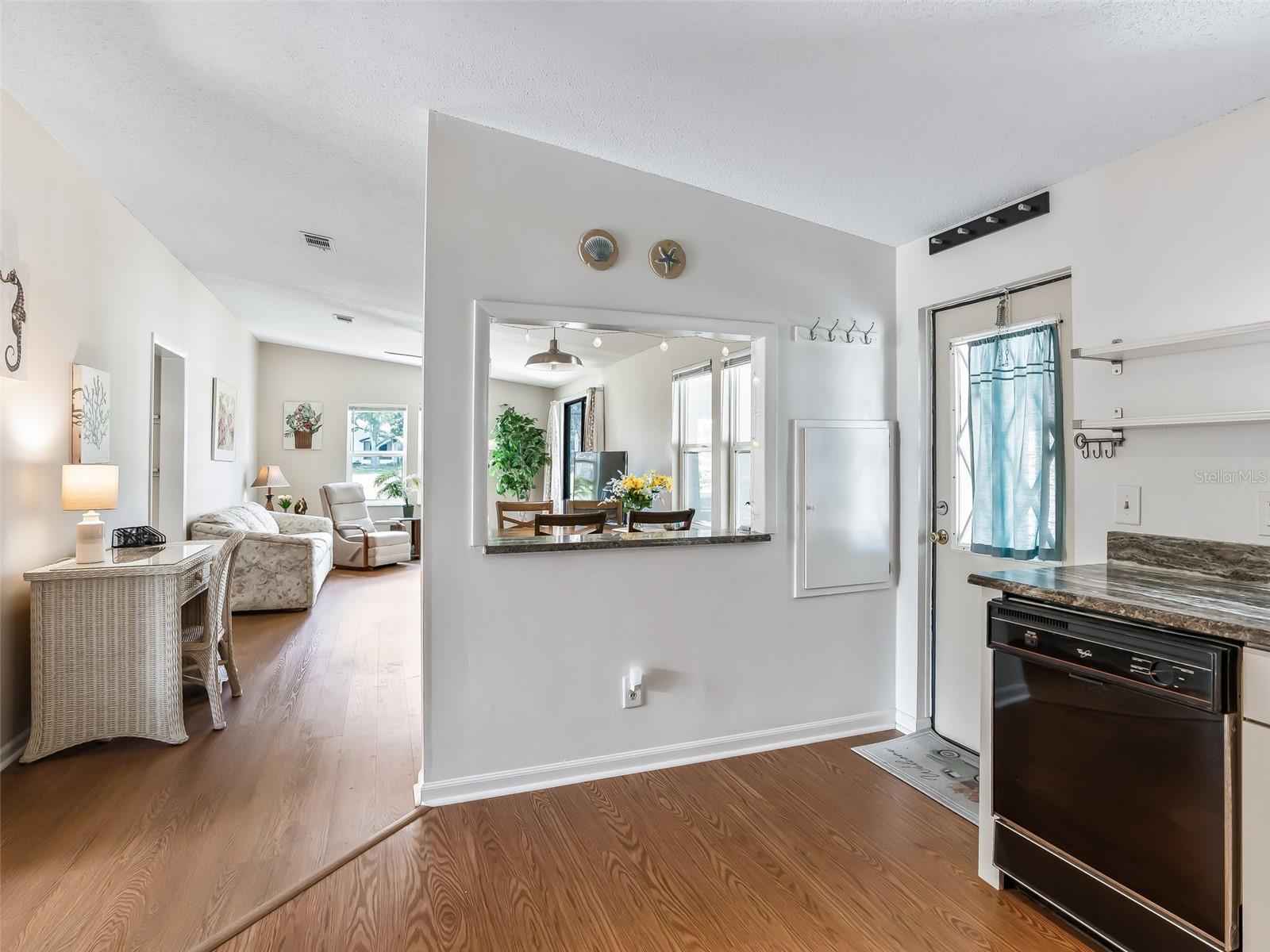 Image 14 of 44 For 1336 Schwartz Boulevard