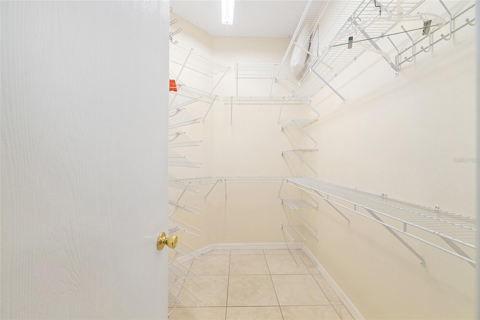 Image 28 of 54 For 1822 Athens Lane