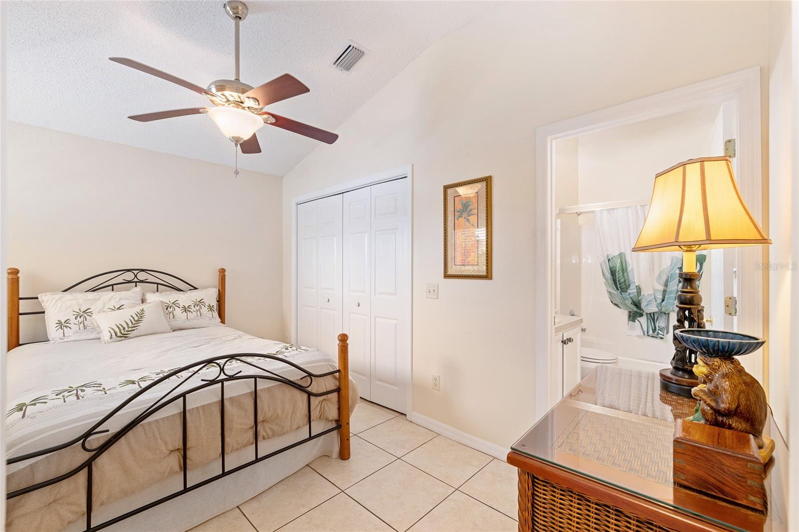 Image 29 of 54 For 1822 Athens Lane