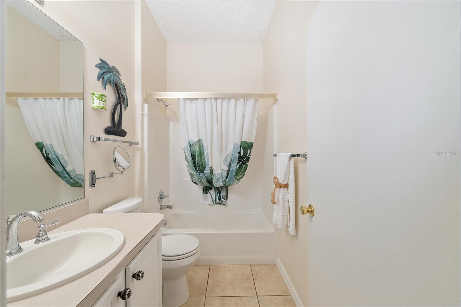 Image 32 of 54 For 1822 Athens Lane