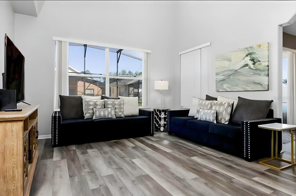 Image 4 of 22 For 4711 Ruby Red Lane