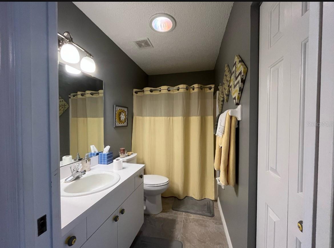 Image 18 of 26 For 32831 Timberwood Drive